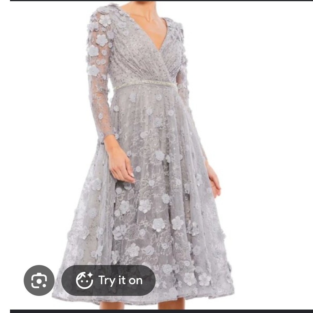 Mac Duggal Floral Embellished Lace Gown Grey Sz 8 Formal Whimsical Midi Dress